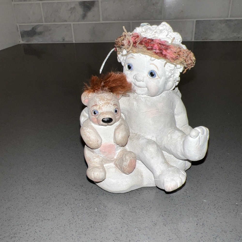 1996 Dreamsicles "Share The Fun" Figurine #DC178 by Kristin Haynes